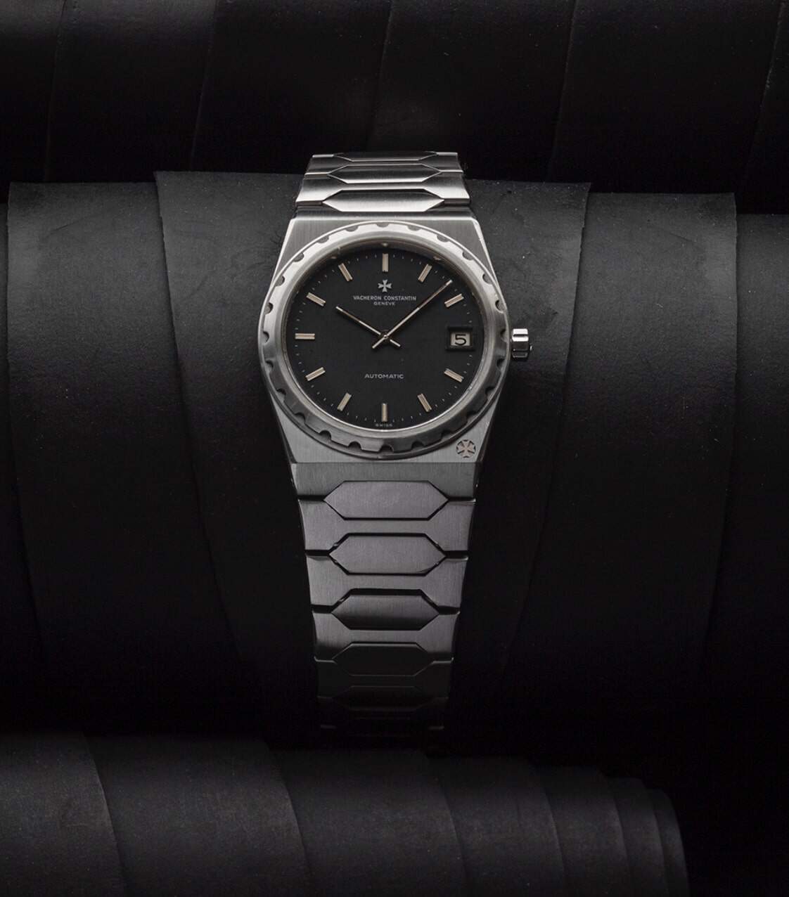 Vacheron Constantin新款Historiques 222 精鋼腕錶登場｜江詩丹頓復刻1977年傳奇設計為270周年揭開序幕