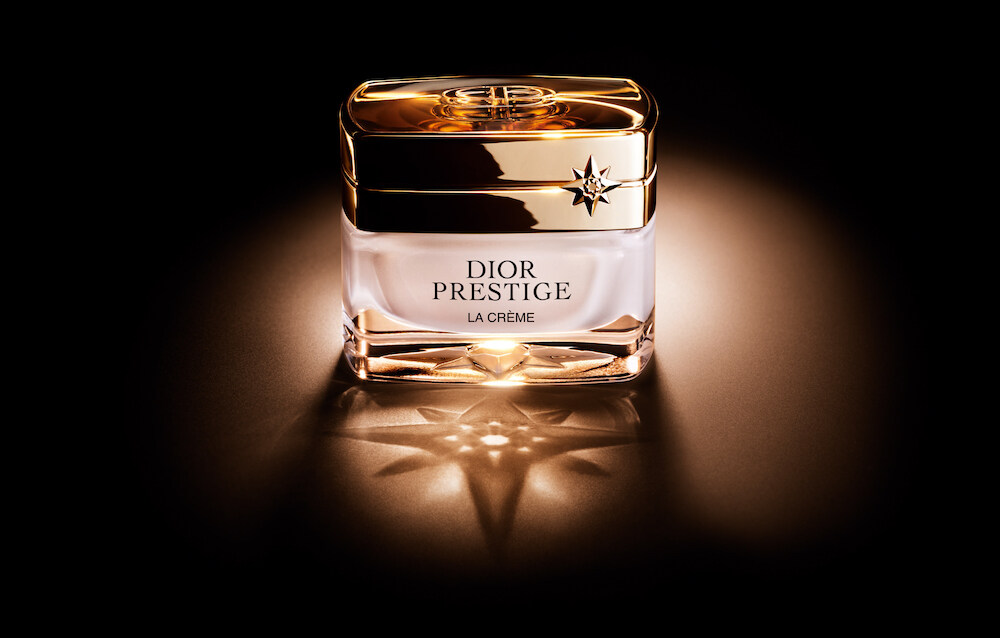 Dior Prestige 玫瑰花蜜活顏再生眼霜：對抗「炎症衰老」，消除眼周歲月痕跡