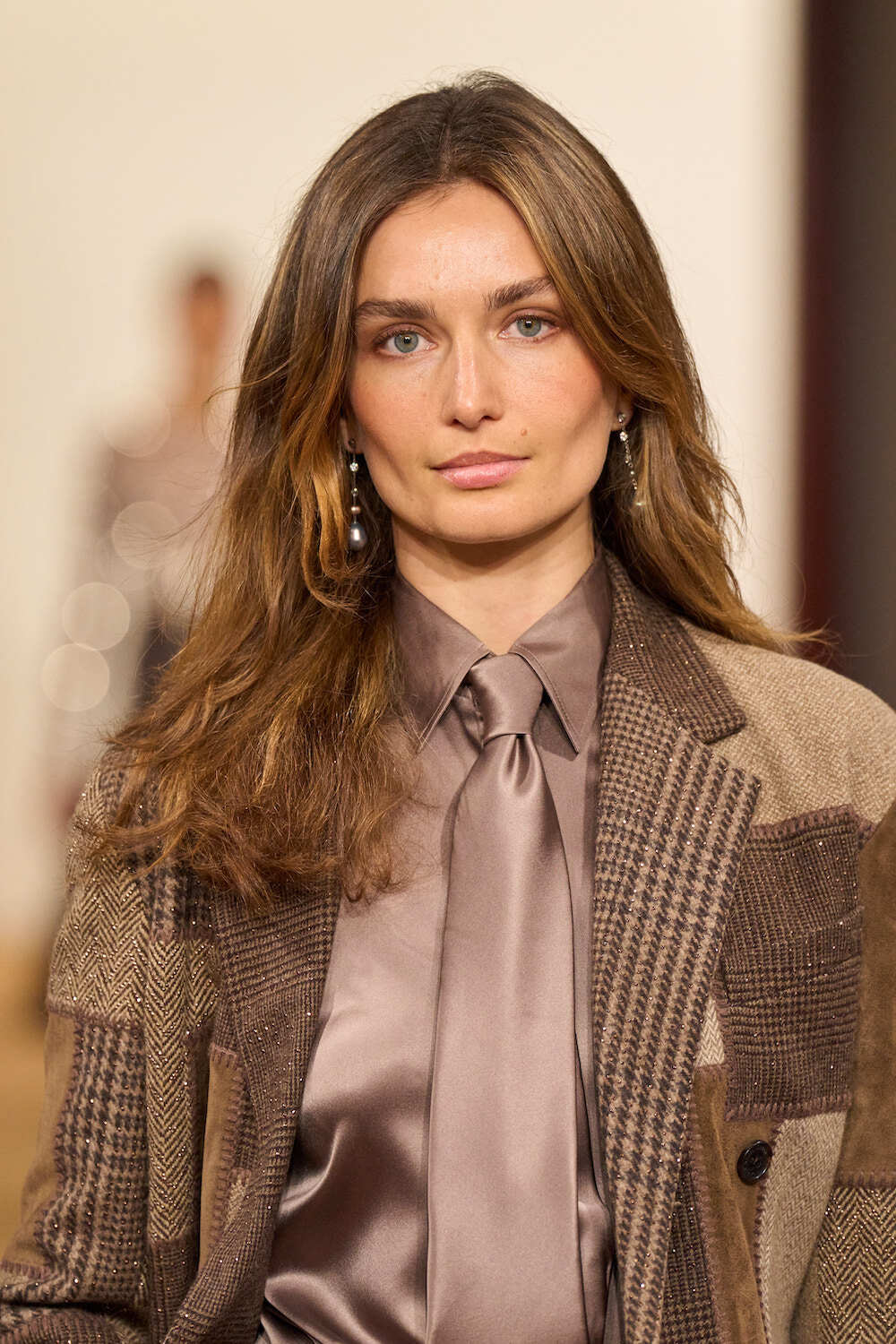 Ralph Lauren 2024 秋季/節日女裝系列:展現含蓄優雅的永恆魅力 Ralph Lauren 2024 秋季/節日女裝系列:展現含蓄優雅的永恆魅力