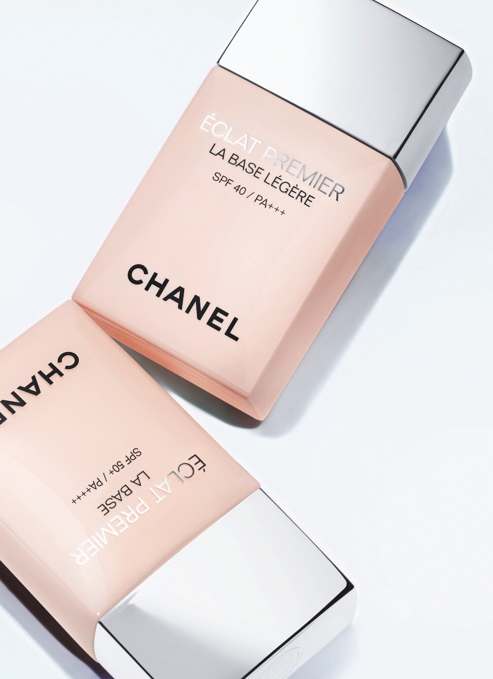 為甚麼 Minji 總能駕馭創意妝容？原來她的 CHANEL 幕後功臣是她們！