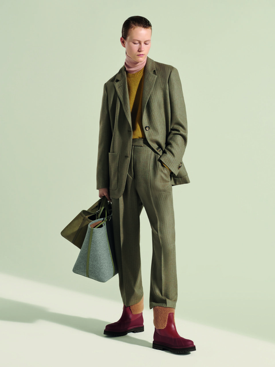 Loro Piana 柔軟的 Sesia Happy Day 手袋推出全新 Micro 款式
