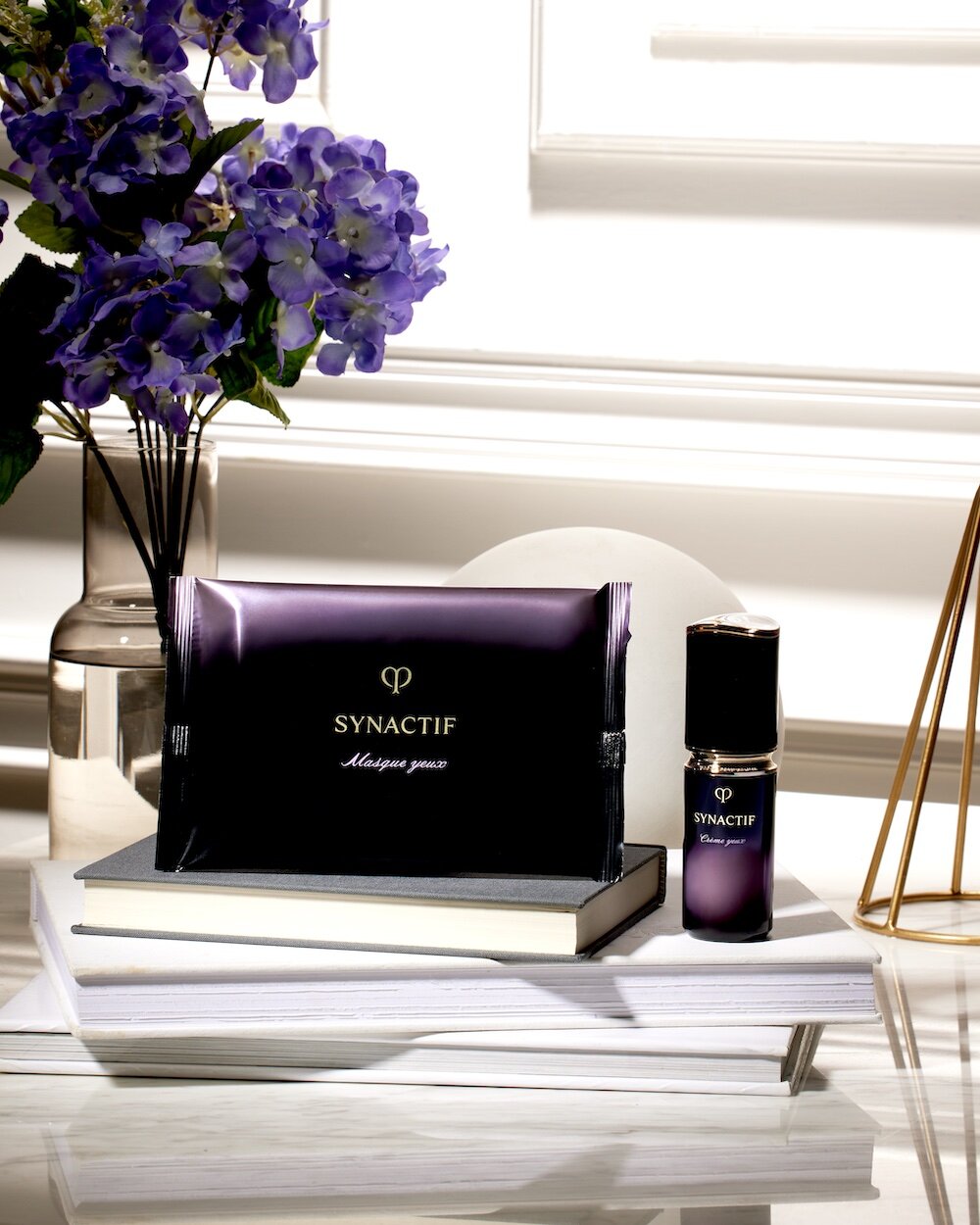 重拾明眸自信再闖蕩事業巔峰！Clé de Peau Beauté 全新 Synactif 眼膜及眼霜找回年輕眼周