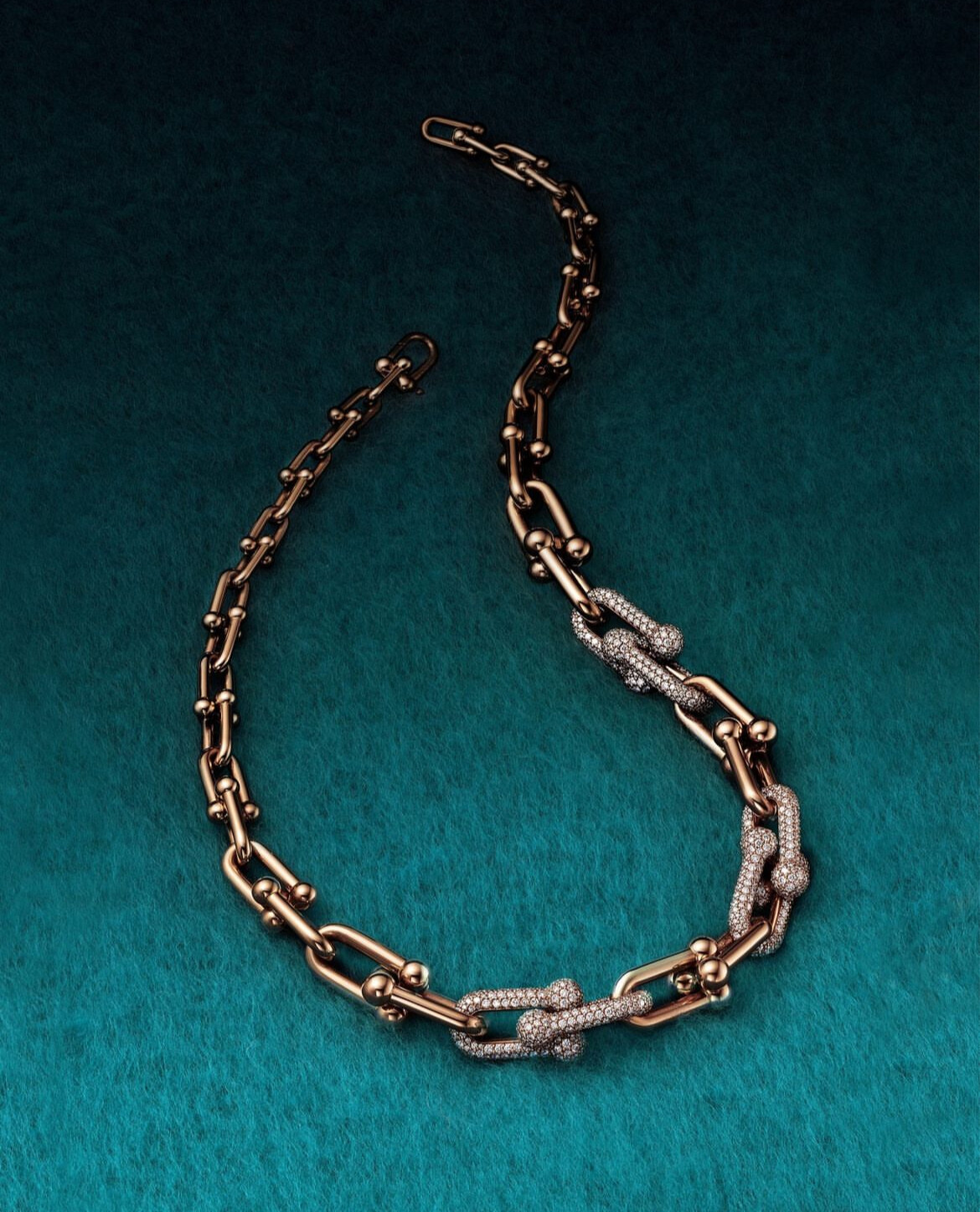 深受明星追捧的珠寶系列！Tiffany & Co. Tiffany Hardwear 珠寶，體現愛的變革之力