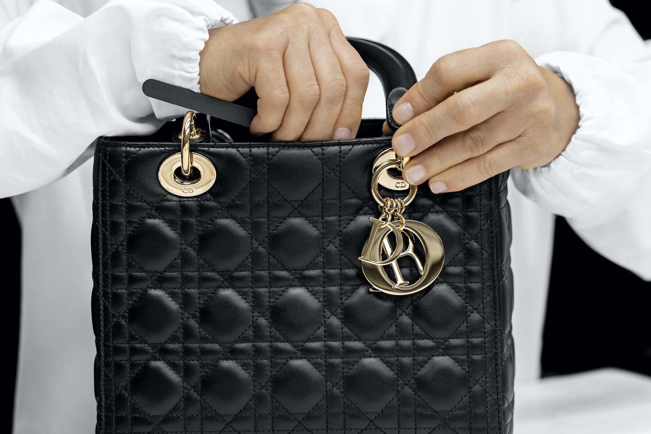lady dior craftmanship