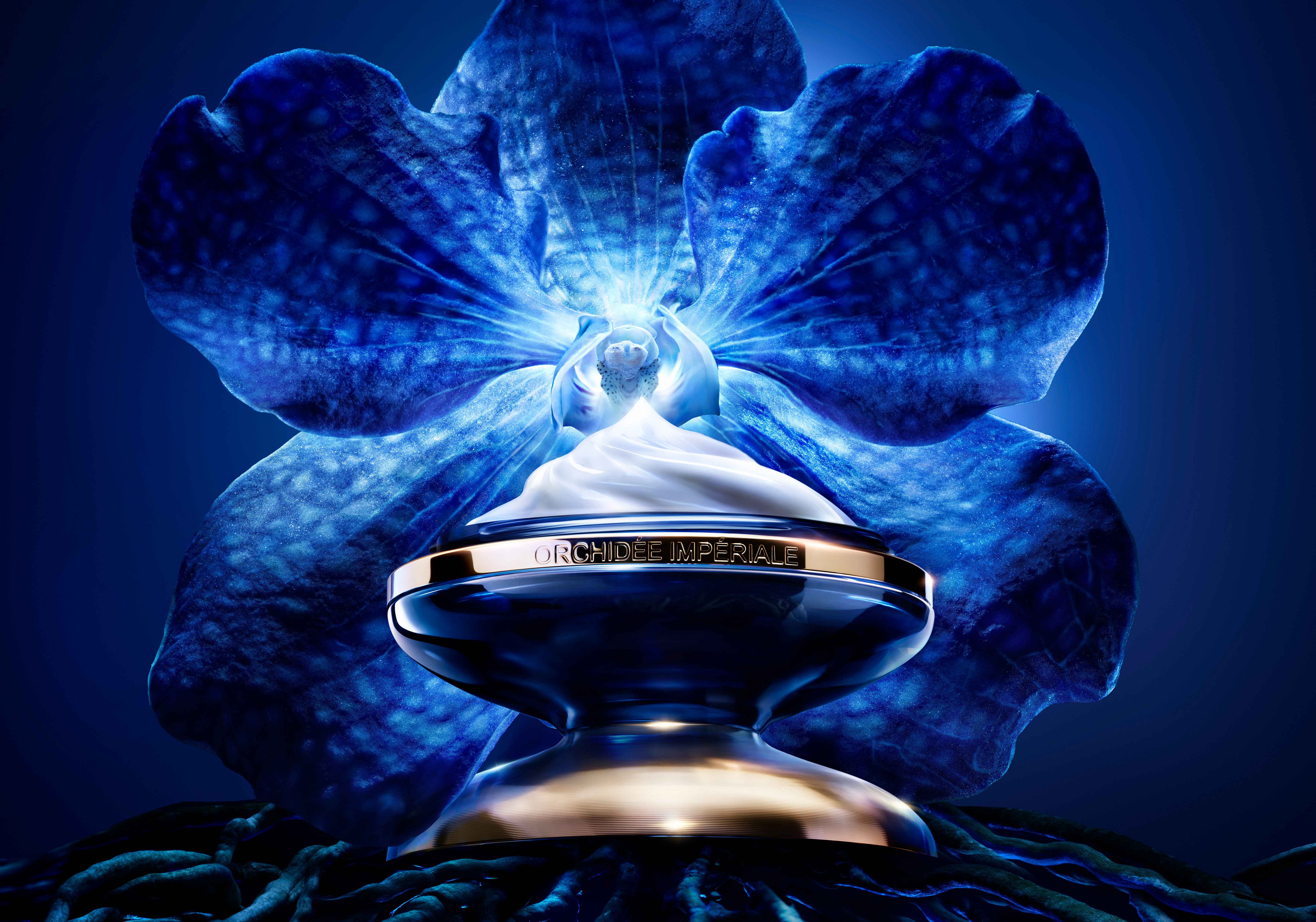 細胞逆齡的關鍵！Guerlain 全新御庭蘭花御齡面霜激活細胞長續途徑，對抗老化跡象