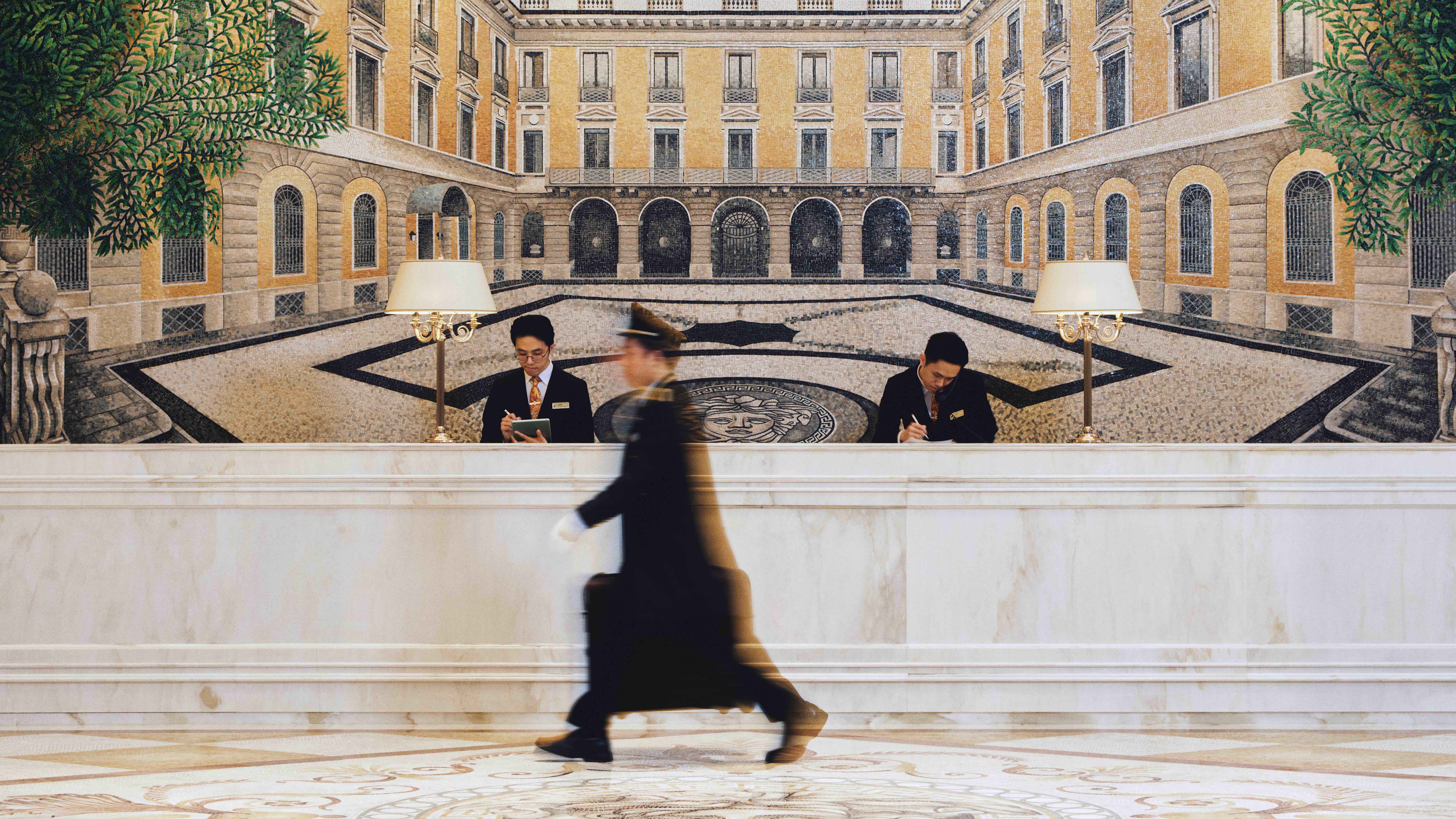 酒店時尚之旅！Palazzo Versace Macau 品味「意式」古典美學 歎高奢住宿、異國風情美食