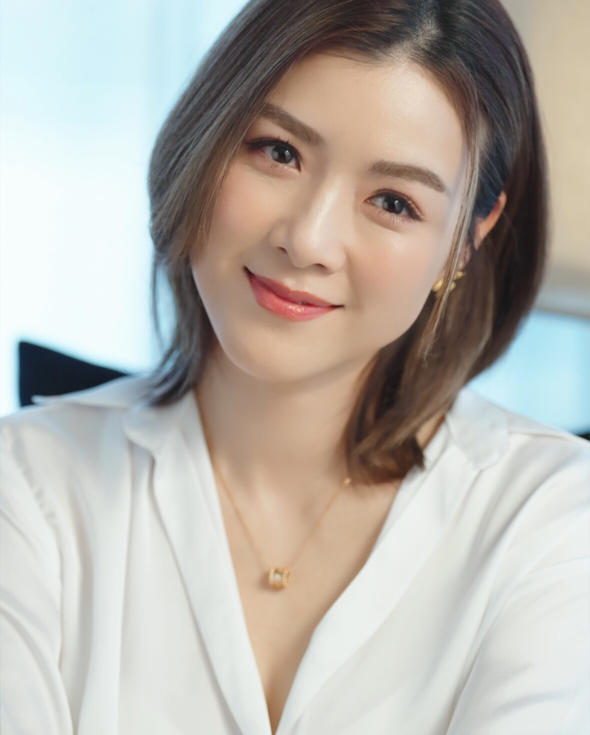 陳茵媺焕發光采的秘密:Estée Lauder 極緻黑鑽塑顏系列為她逆轉肌齡 陳茵媺焕發光采的秘密:Estée Lauder 極緻黑鑽塑顏系列為她逆轉肌齡