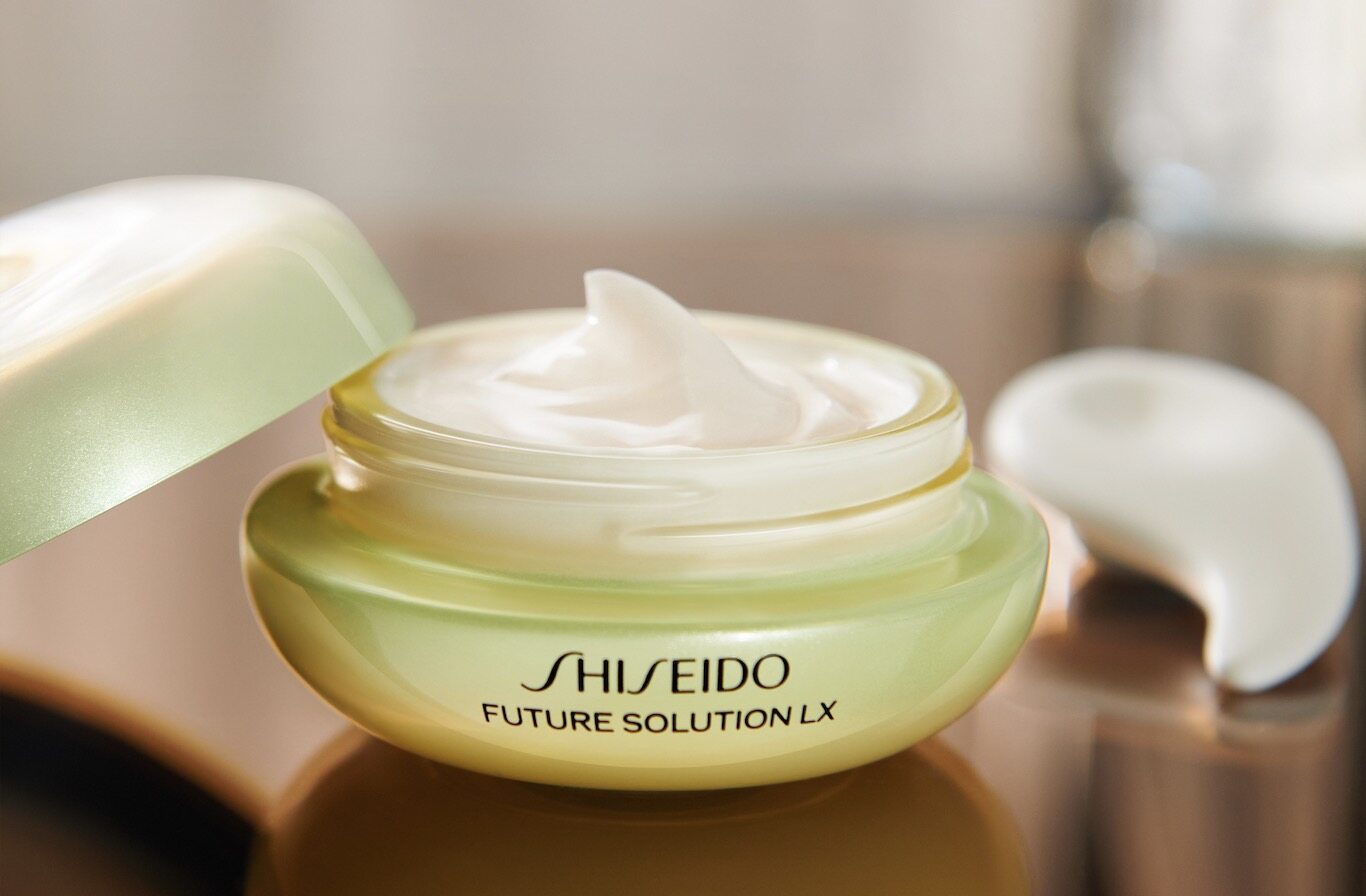 低調奢華不限於時裝！天后陳慧琳見證極緻奢寵護眼新勢力：SHISEIDO FUTURE SOLUTION LX 傳奇再生珍萃極光眼霜