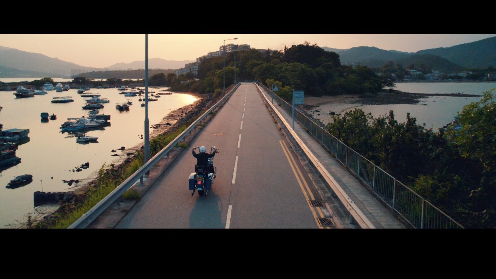 與愛車出遊 與愛車出遊