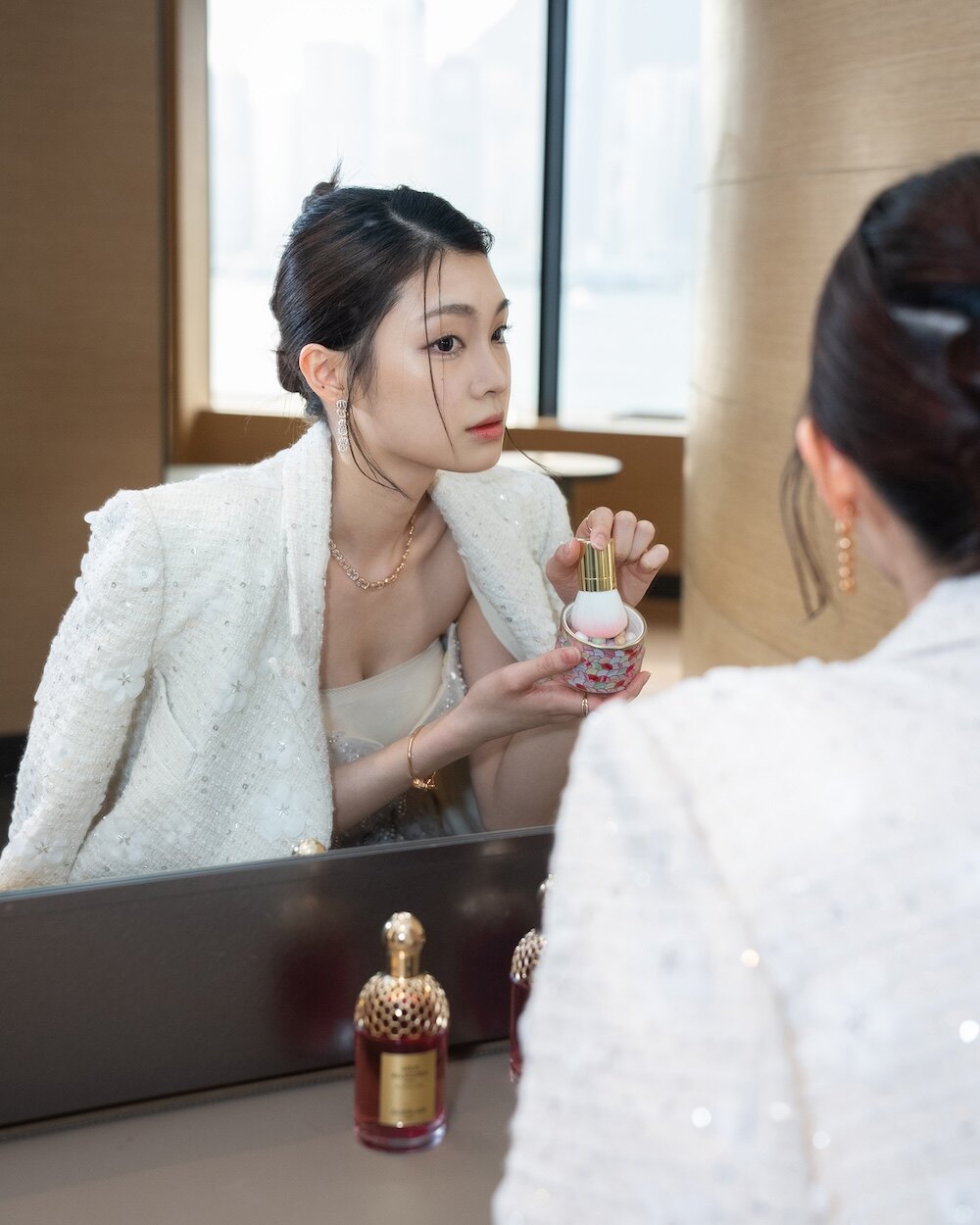 金獎像女星的美容秘密!余香凝、梁雍婷及謝咏欣以 Guerlain 產品打造持久亮麗妝容 金獎像女星的美容秘密!余香凝、梁雍婷及謝咏欣以 Guerlain 產品打造持久亮麗妝容