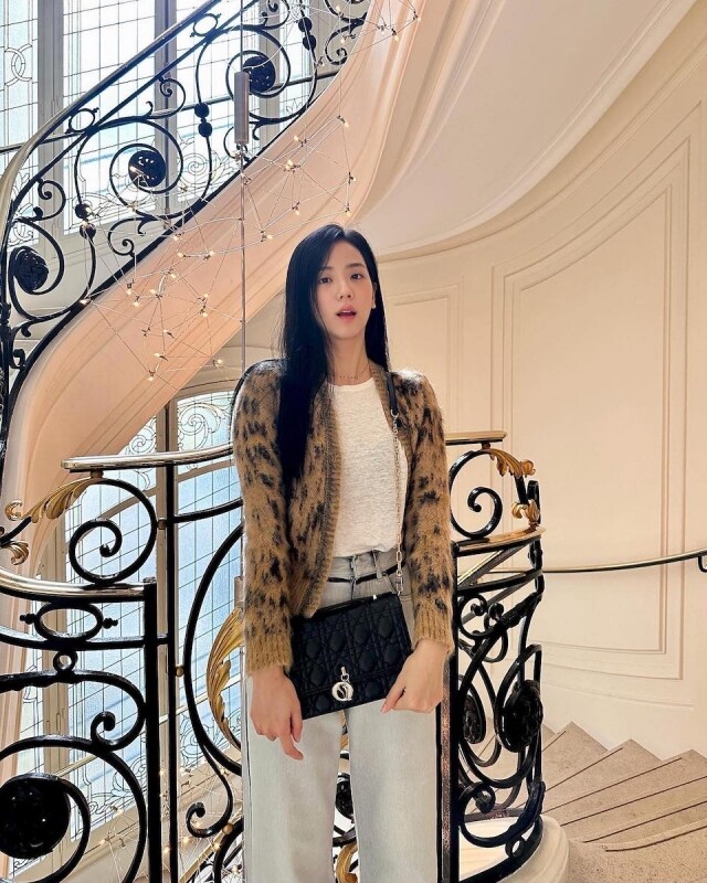 Dior 2024 早春系列手袋上架!時尚女生搶著買新季 Miss Dior 手袋香港價錢一覽 Dior 2024 早春系列手袋上架!時尚女生搶著買新季 Miss Dior 手袋香港價錢一覽