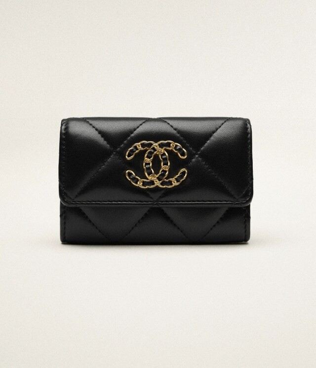 Chanel 卡片套 2025｜10+ 長青 Chanel 經典卡片套推薦、荔枝皮的款式價錢是多少？