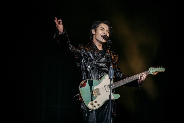 MIRROR 世界巡迴演唱會 2024 高清圖集放送！12 子以時尚造型首登英國場館、STANLEY 騷肌引大批粉絲尖叫