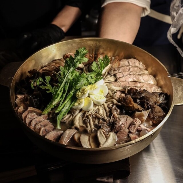 《黑白大廚》40 間隱世美食餐廳全曝光！從米芝蓮星級到隱藏名店，日韓料理、意式美食一網打盡！
