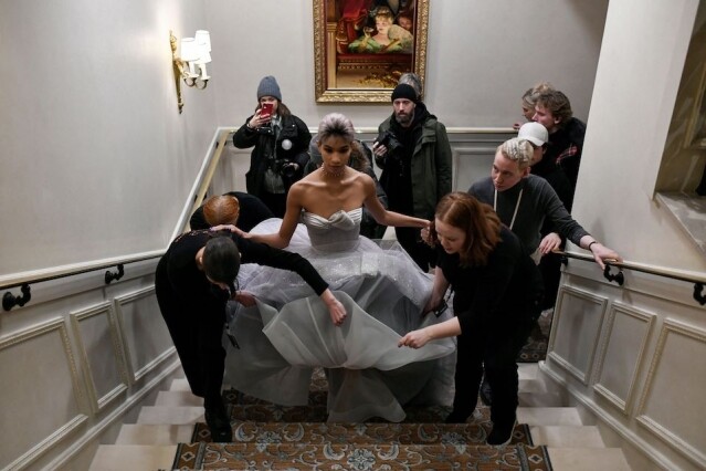Haute Couture 的意思是? Haute Couture 的意思是?