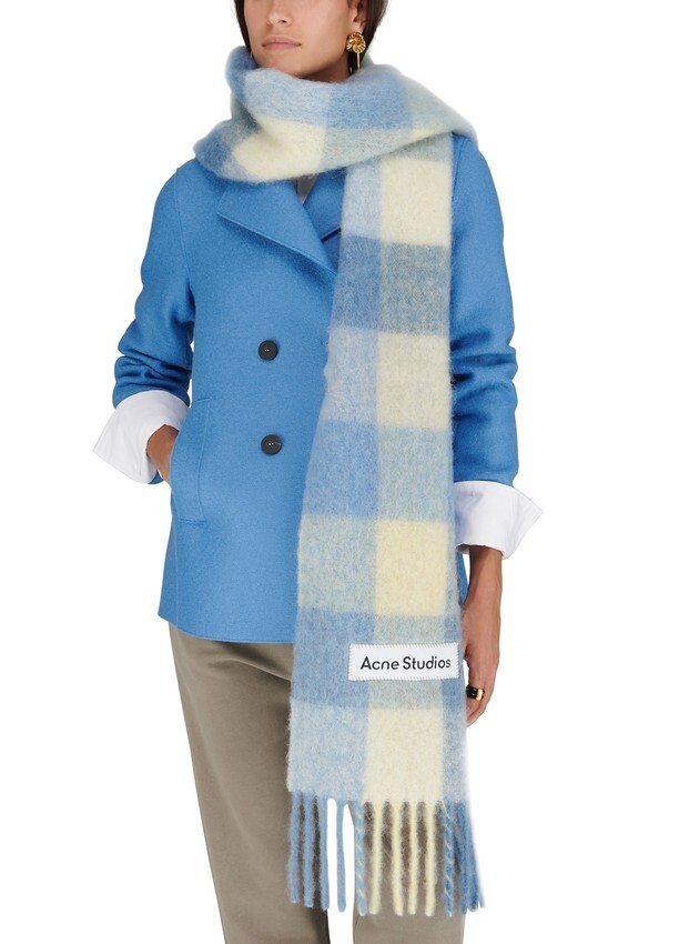名牌頸巾推介:Acne Studios 頸巾 $2,500 名牌頸巾推介:Acne Studios 頸巾 $2,500