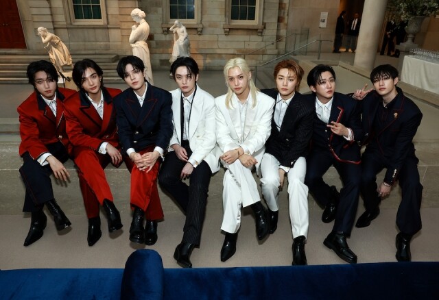 Met Gala 2024 紅地毯造型盤點!歐美女星興起「透視裝」晚禮造型?Doja Cat 以浴巾造型步進時尚盛會? Met Gala 2024 紅地毯造型盤點!歐美女星興起「透視裝」晚禮造型?Doja Cat 以浴巾造型步進時尚盛會?