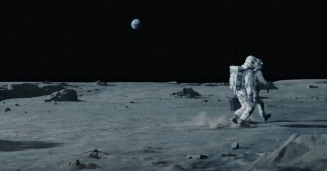 基地、月球場景逼真，展示頂級製作水準！
