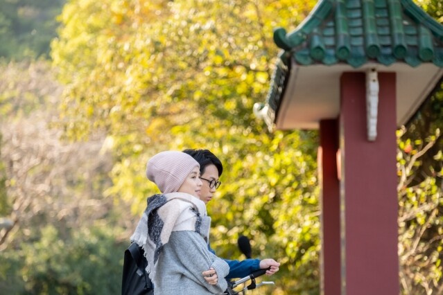這些住在山旮旯的美女們,全都是現今影壇亮眼的新人、年輕演員 這些住在山旮旯的美女們,全都是現今影壇亮眼的新人、年輕演員