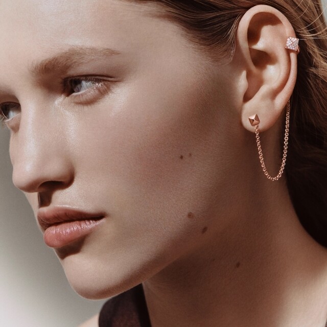 Hermès 耳環推薦 2024｜10+ 時尚必備 Kelly、豬鼻耳環，以及最新價錢整理，完美演繹奢華魅力