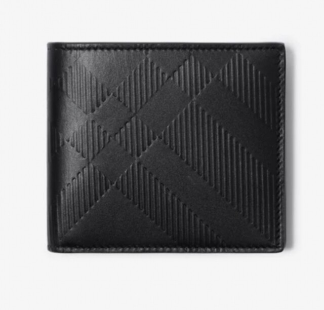 男裝名牌銀包推薦:Burberry monogram 銀包 $2,800 男裝名牌銀包推薦:Burberry monogram 銀包 $2,800