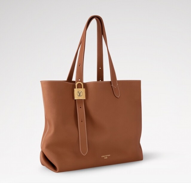 大人ブラックカラー♡【LouisVuitton】Cabas Low Key MM louis-vuitton-low-key-cabas-mm