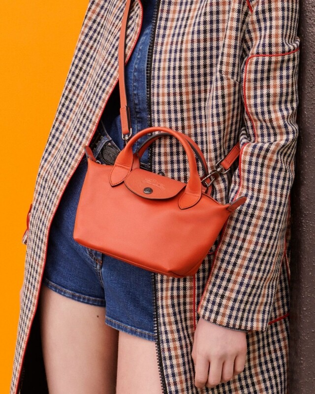 另一款 Longchamp 迷你水餃袋介紹 另一款 Longchamp 迷你水餃袋介紹