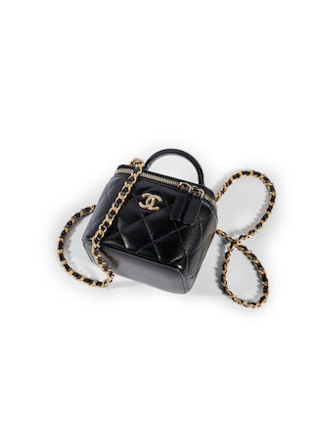 Chanel vanity case Chanel vanity case
