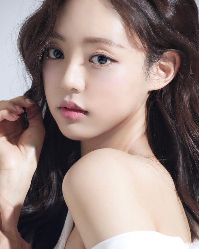 《單身即地獄3》開播!成員 IG 背景、「小 Jennie」前韓國小姐及現役籃球員介紹 《單身即地獄3》開播!成員 IG 背景、「小 Jennie」前韓國小姐及現役籃球員介紹