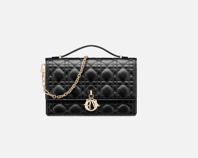 Dior 2024 早春系列手袋上架!時尚女生搶著買新季 Miss Dior 手袋香港價錢一覽 Dior 2024 早春系列手袋上架!時尚女生搶著買新季 Miss Dior 手袋香港價錢一覽