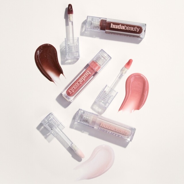 冬日大熱的「Cold Girl Makeup」!以胭脂打造臉頰泛紅感 盡現可愛好氣色 冬日大熱的「Cold Girl Makeup」!以胭脂打造臉頰泛紅感 盡現可愛好氣色