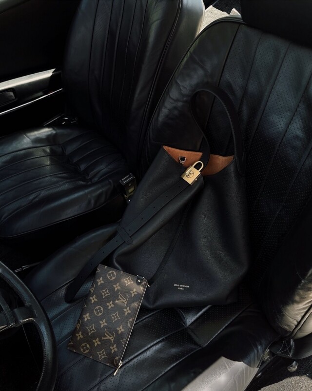 LOUIS VUITTON手袋 LOUIS VUITTON(ルイヴィトン) 手袋 レディース美品 ゴン・LV