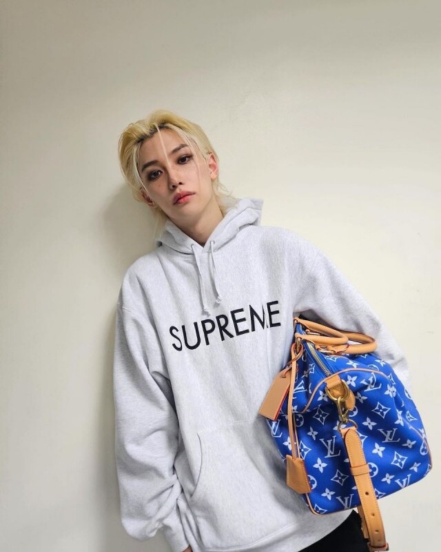 人氣男星旅遊必備的專用行李箱!為何平野紫耀、Felix 都愛用 LV Colormania 行李箱? 人氣男星旅遊必備的專用行李箱!為何平野紫耀、Felix 都愛用 LV Colormania 行李箱?