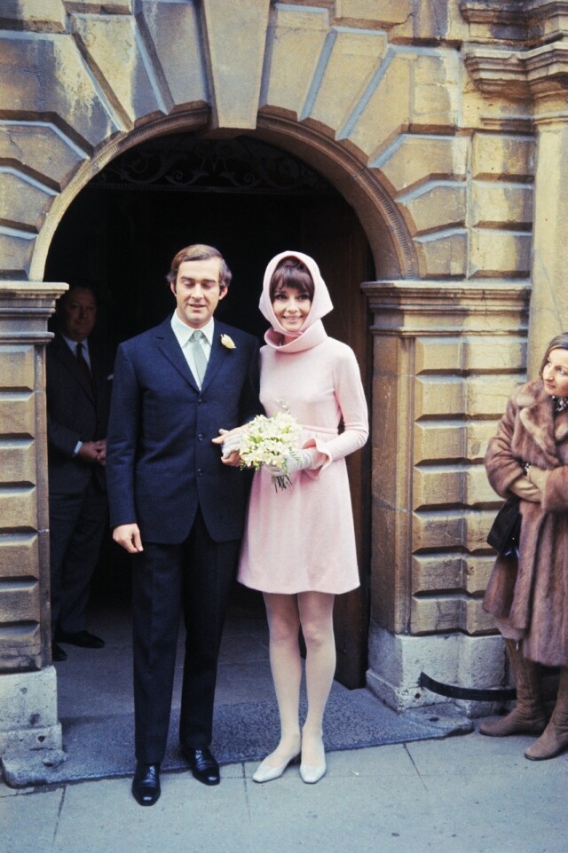 超越愛情的繆斯!Hubert de Givenchy 與 Muse Audrey Hepburn 的柏拉圖式關係 超越愛情的繆斯!Hubert de Givenchy 與 Muse Audrey Hepburn 的柏拉圖式關係