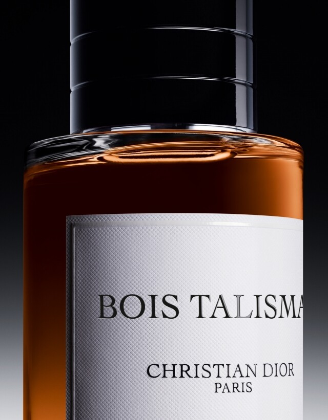 調香大師 Francis Kurkdjian 創作全新 Bois Talisman 香薰 以香氣演繹 Dior 先生的迷信情意結