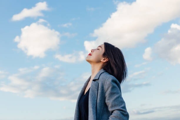 無力感好重怎麼辦？10 個解決無力感方法為低潮期找到出口
