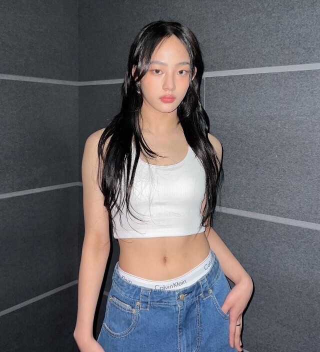 New Jeans 女團成員介紹：Minji