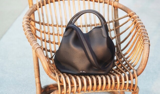 未拿上手已經心動!Loro Piana Bale bag 推出全新尺寸、新款手袋比 Hermes Picotin 水桶袋更時尚簡約 未拿上手已經心動!Loro Piana Bale bag 推出全新尺寸、新款手袋比 Hermes Picotin 水桶袋更時尚簡約