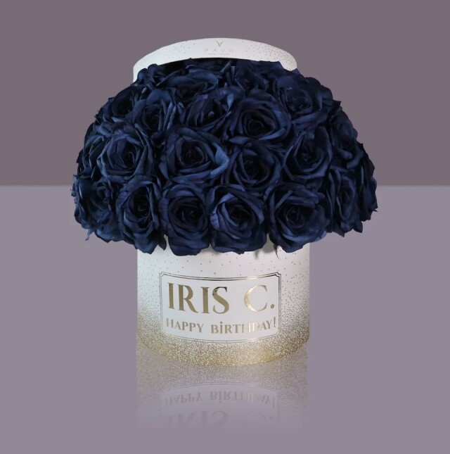 Madonna Rose Box  50 支玫瑰絲花花盒   $4,980