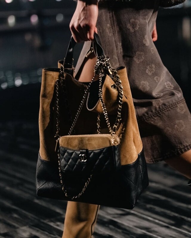 Chanel 新季潛力爆款手袋列陣!盤點 14 款 CHANEL 全新 2024/25 Métiers d'art 工坊手袋系列 Chanel 新季潛力爆款手袋列陣!盤點 14 款 CHANEL 全新 2024/25 Métiers d'art 工坊手袋系列