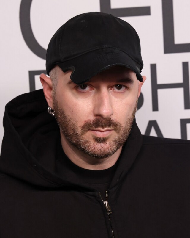 設計總監Demna Gvasalia 設計總監Demna Gvasalia