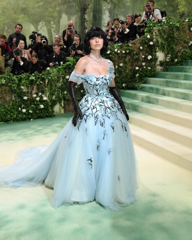 Met Gala 2024 紅地毯造型盤點!歐美女星興起「透視裝」晚禮造型?Doja Cat 以浴巾造型步進時尚盛會? Met Gala 2024 紅地毯造型盤點!歐美女星興起「透視裝」晚禮造型?Doja Cat 以浴巾造型步進時尚盛會?