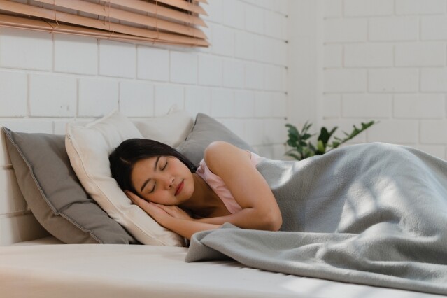 戒掉影響皮膚的習慣 2:有壓力引致睡眠質素欠佳,皮膚變乾! 戒掉影響皮膚的習慣 2:有壓力引致睡眠質素欠佳,皮膚變乾!