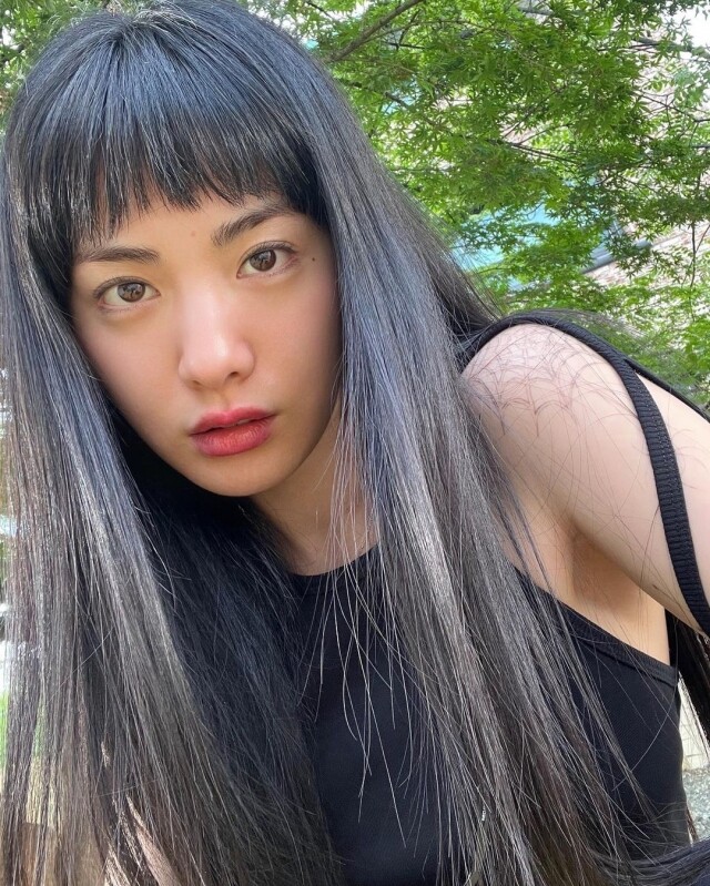 現年 31 歲的 Nana 林珍娜,擁有 171cm 身高以及 109cm 的美腿 現年 31 歲的 Nana 林珍娜,擁有 171cm 身高以及 109cm 的美腿