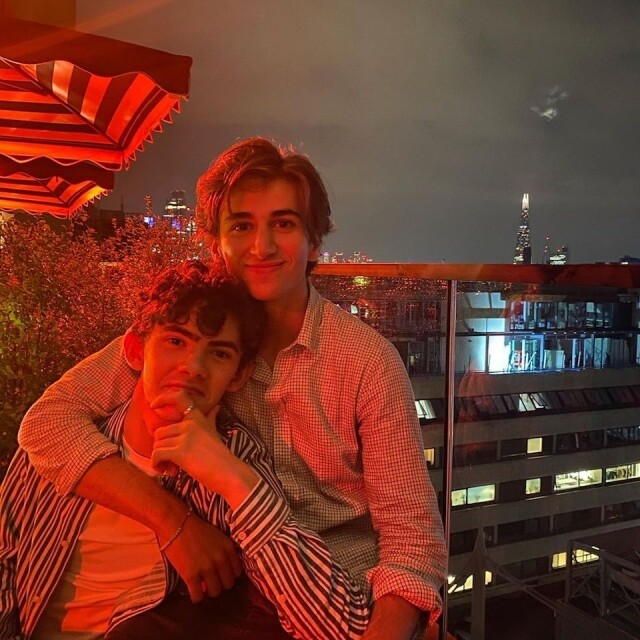 Ben 的飾演者 Sebastian Croft Ben 的飾演者 Sebastian Croft