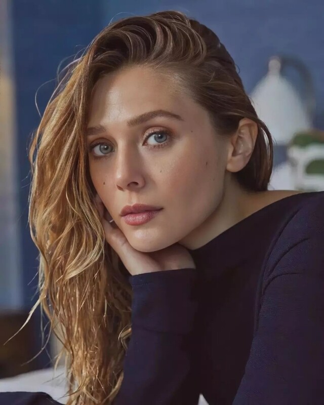 Elizabeth Olsen 曾跟其他人訂過婚 Elizabeth Olsen 曾跟其他人訂過婚