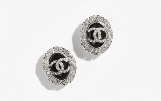 Chanel 耳環 2025 | 50 款全新珍珠、雙 C 款式香奈兒耳環（價錢不斷更新）