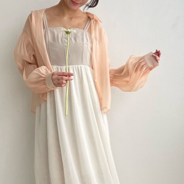 粉彩色穿搭:柔和蜜桃色 粉彩色穿搭:柔和蜜桃色