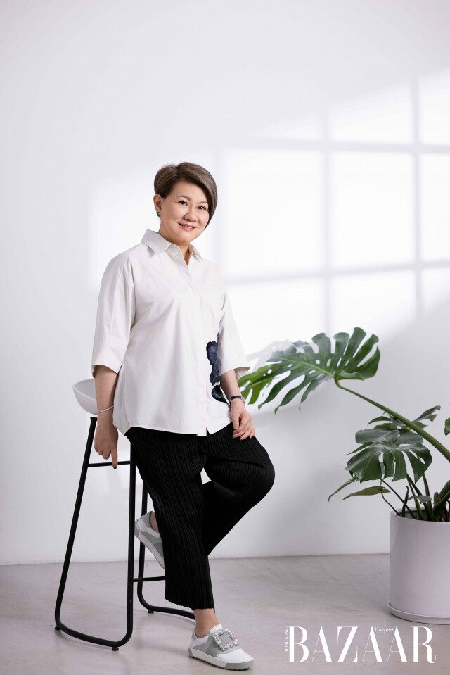 專訪香港國際文學節聯主席暨香港國際婦女論壇董事會成員及秘書 Bonny Wong:「我會觀看整個局面,不能局限於眼前。 專訪香港國際文學節聯主席暨香港國際婦女論壇董事會成員及秘書 Bonny Wong:「我會觀看整個局面,不能局限於眼前。