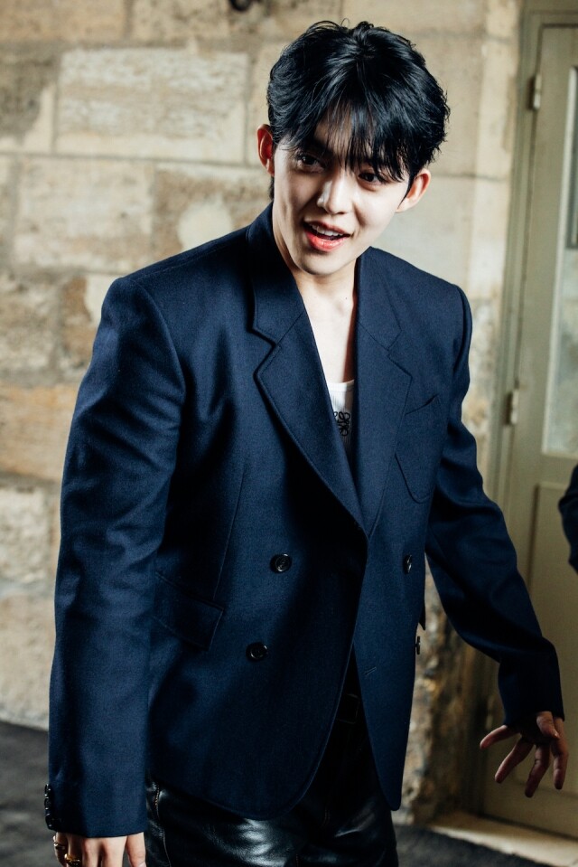 SVT 隊長 S.Coups 獨家照片!Loewe 2025 春夏時裝騷重點 SVT 隊長 S.Coups 獨家照片!Loewe 2025 春夏時裝騷重點